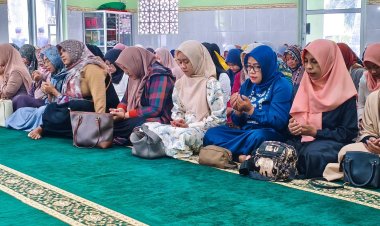Persit KCK Kodim 0723/Klaten Gelar Doa Bersama Korban Bencana Di Aceh Dan Sumatera