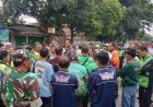 Danramil 01/Kota Klaten Bersama Babinsa Amankan Sosialisasi Penentuan Titik Pick Up Ojek Online Di Stasiun Klaten